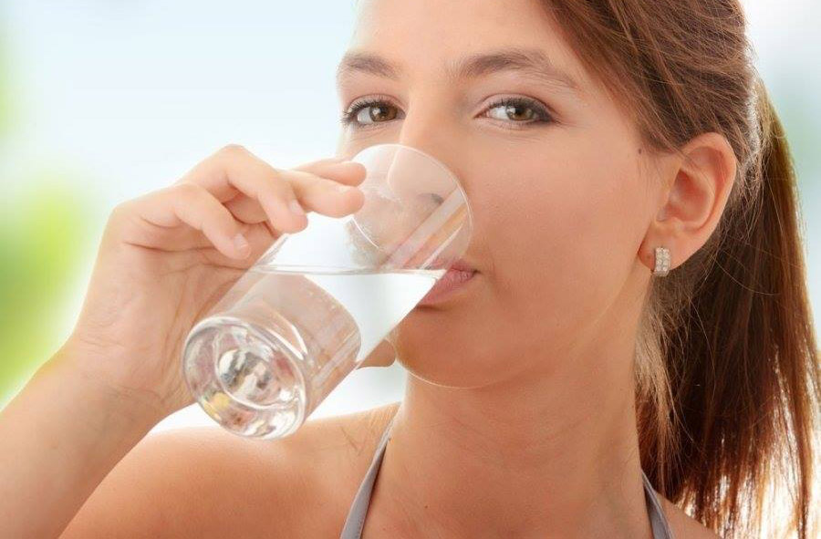 غريب: الافراط في شرب الماء قد يؤدي إلى وفاتك