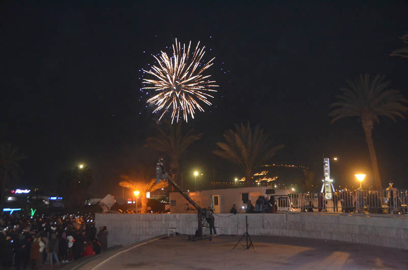 شهب اصطناعية تضيء سماء أكادير خلال الاحتفال براس السنة الجديدة 2970