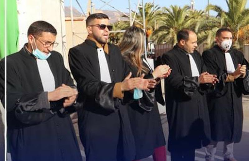 هيئة المحامين ببني ملال تقرر التصعيد احتجاجا على تطويق مدخل محكمة الاستئناف بعناصر أمنية