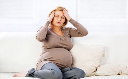 بدائل طبيعية لعلاج الصداع خلال الحمل