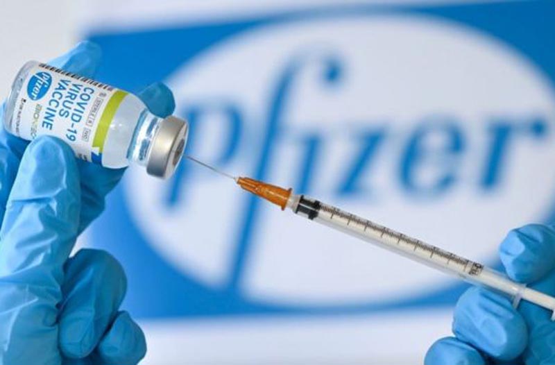 شركة 'فايزر' الأمريكية تعلن عن جرعة ثالثة من لقاحها ضد فيروس كورونا