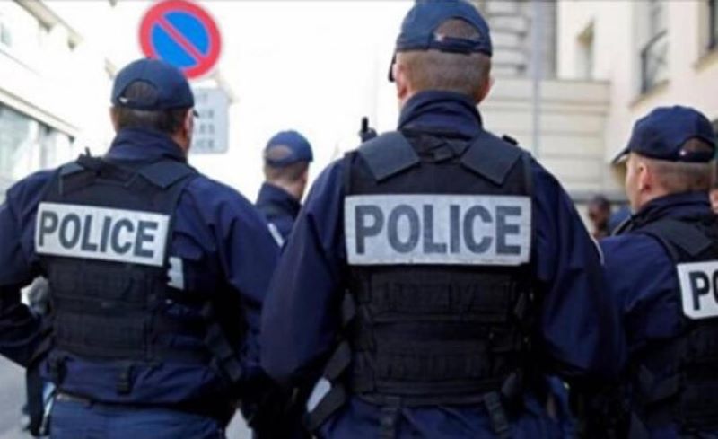 رسميا.. السلطات الفرنسية توجه تهمة القتل العمد إلى ضابط الشرطة الذي تسبب في مقتل مراهق بالرصاص
