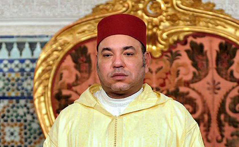 الملك يؤكد في خطاب المسيرة الخضراء على أن إعادة الحديث عن الجدية ليس عتابا وإنما تأكيد على القيم الروحية والوطنية التي تميز الأمة المغربية